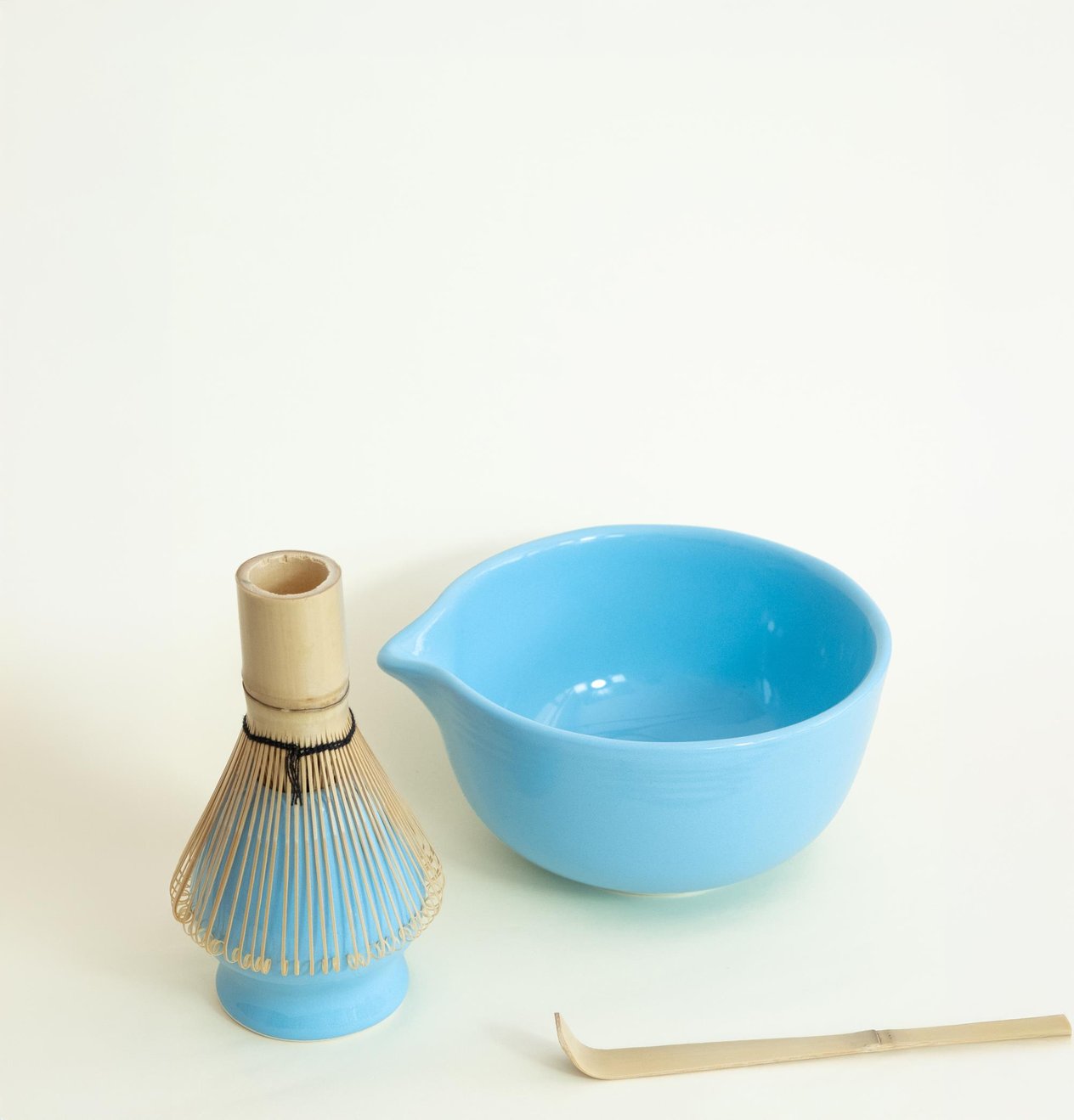 Seramik Parlak Mavi Matcha Whisk Tutacağı