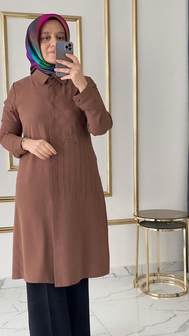 Taş Detaylı Zarif Kahverengi Tunik FRY