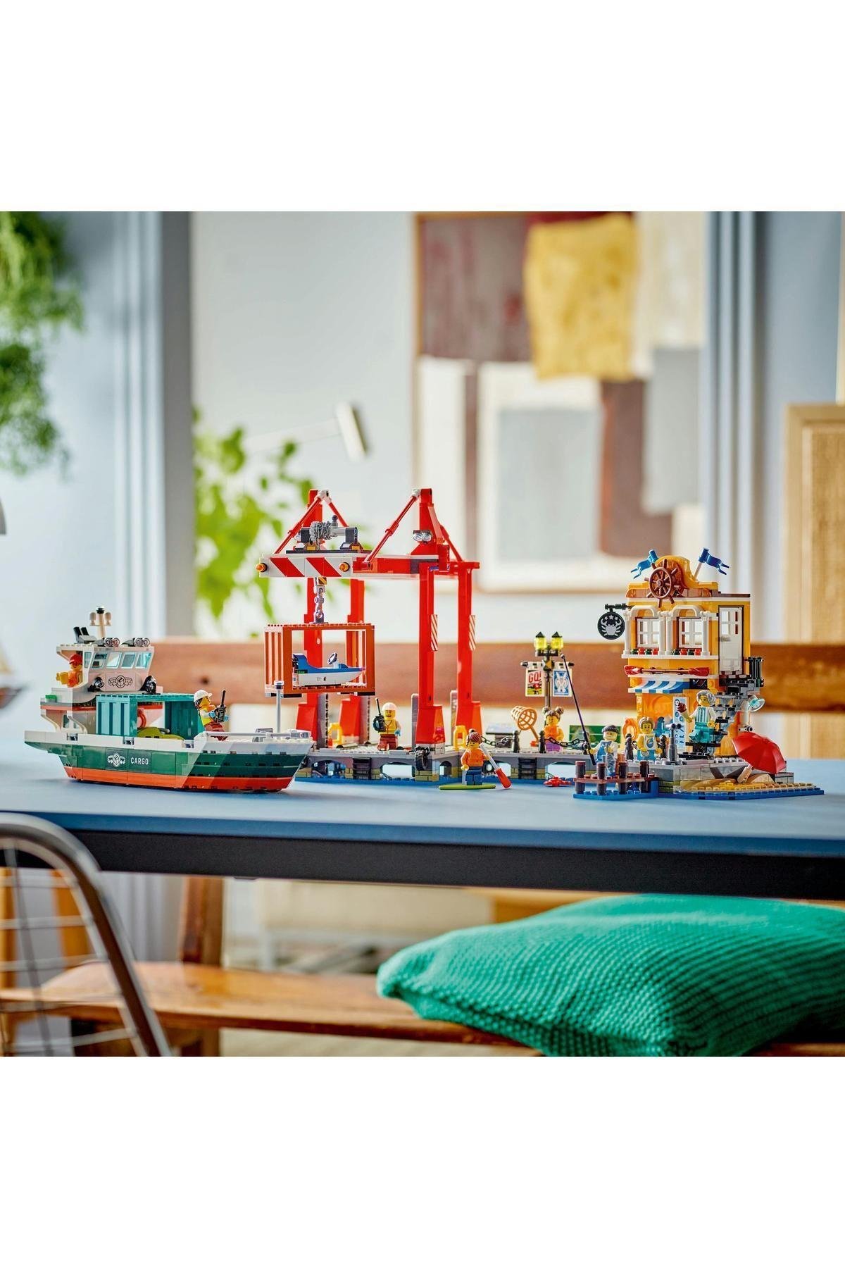 ® City Yük Gemili Liman 60422 - 8 Yaş ve Üzeri Çocuklar için Yaratıcı Oyuncak Yapım Seti-Lego