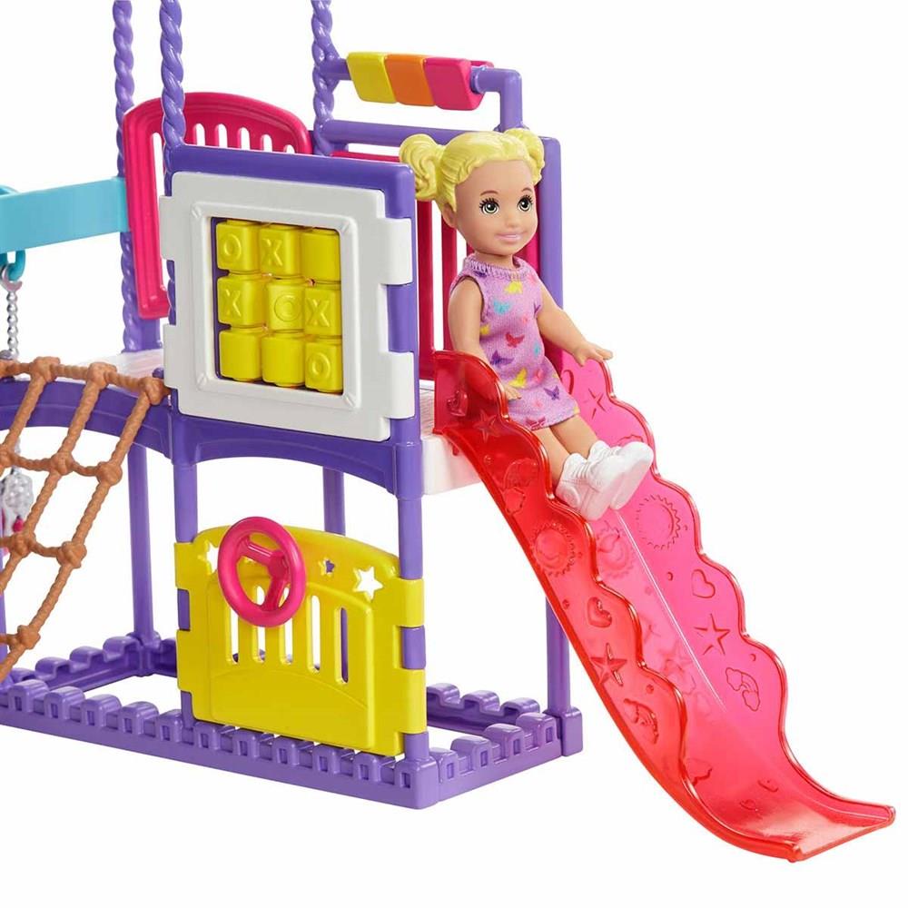 Barbie Bebek Bakıcısı Skipper ve Oyun Parkındaki Bebekleri GHV89-Oyuncak Bebekler