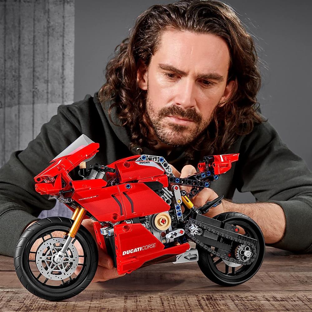 LEGO Technic Ducati Panigale V4 R 42107-Lego