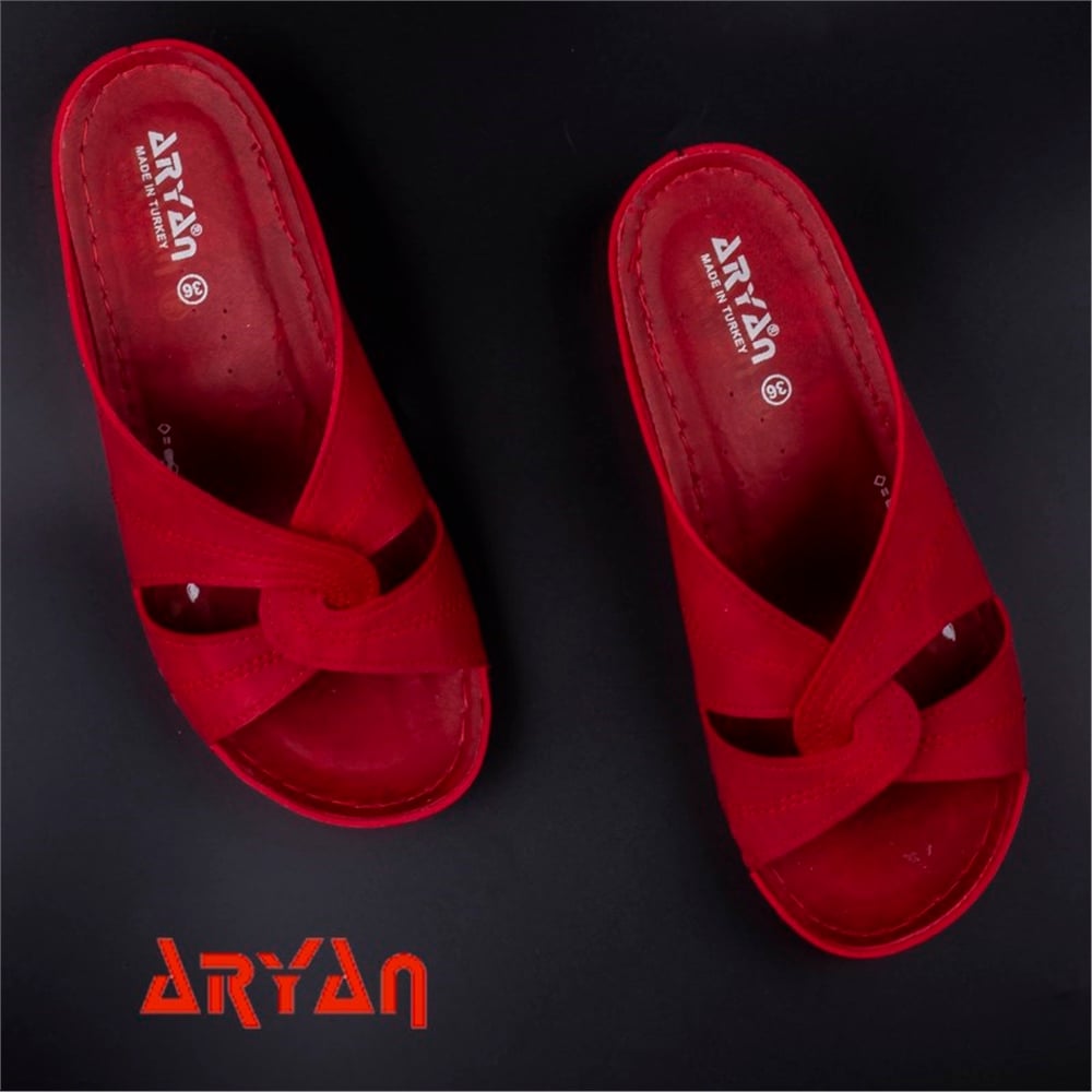 Aryan Kırmızı Kadın Dolgu Topuk Terlik