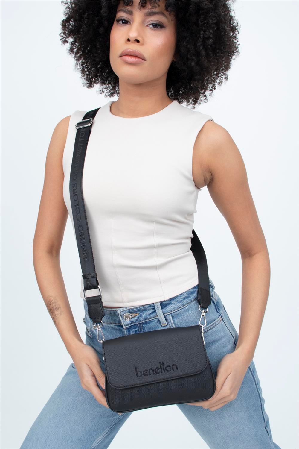 Benetton Siyah  Nano Kadın Çapraz Küçük Boy Çanta BNT 1366