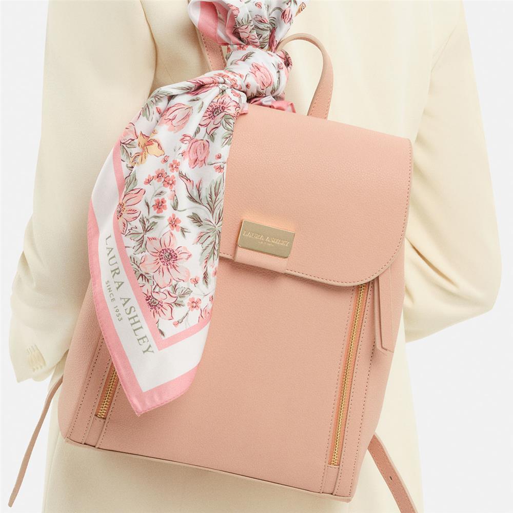 Laura Ashley Pembe  Büyük Boy Kadın Şal Detaylı Sırt Çantası