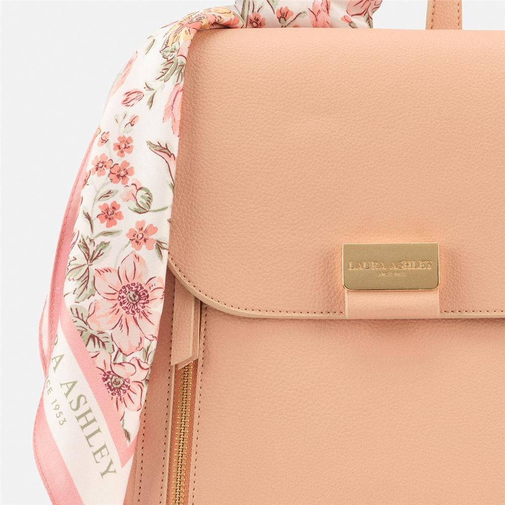 Laura Ashley Pembe  Büyük Boy Kadın Şal Detaylı Sırt Çantası