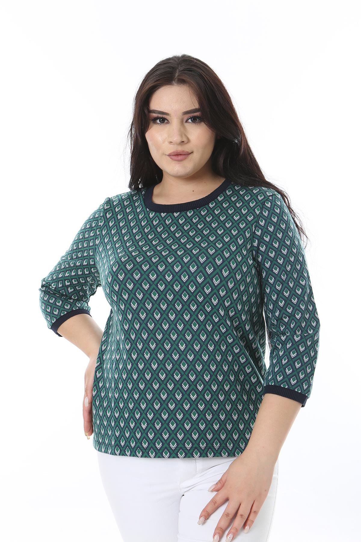 Kadın Büyük Beden Yeşil Bisiklet Yakalı Kapri Kol Desenli Bluz 65N38638