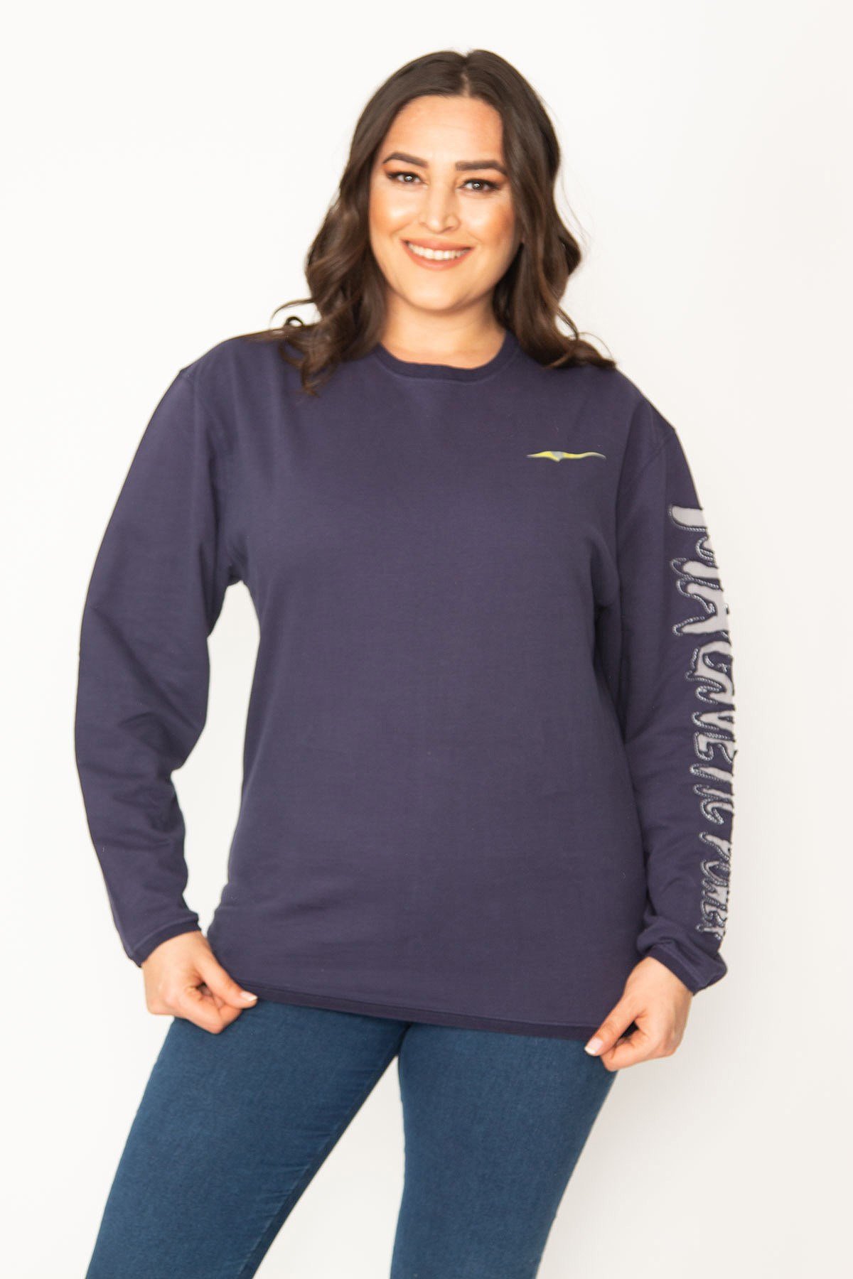 Kadın Lacivert Pamuklu Kumaş Kol Aplikeli Sweatshirt 65N31025