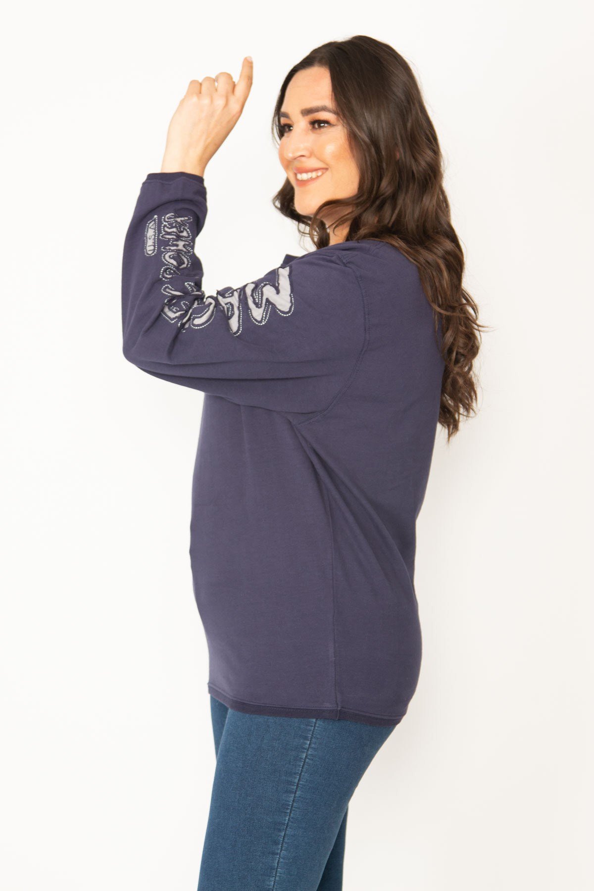 Kadın Lacivert Pamuklu Kumaş Kol Aplikeli Sweatshirt 65N31025