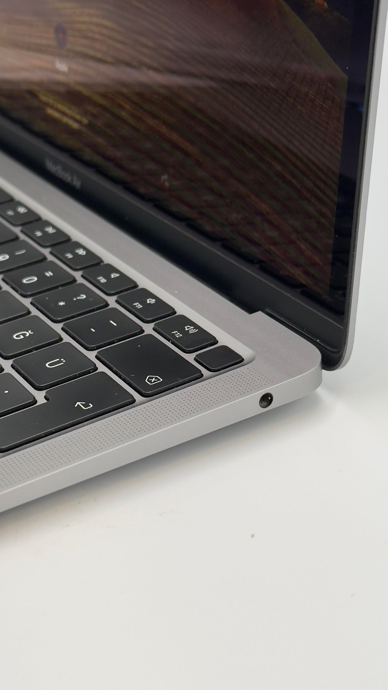 MacBook Air (M1,2020) 13.3 GRAY 8C CPU 7C GPU 16GB 256GB Z1240009KTU/A_2ND