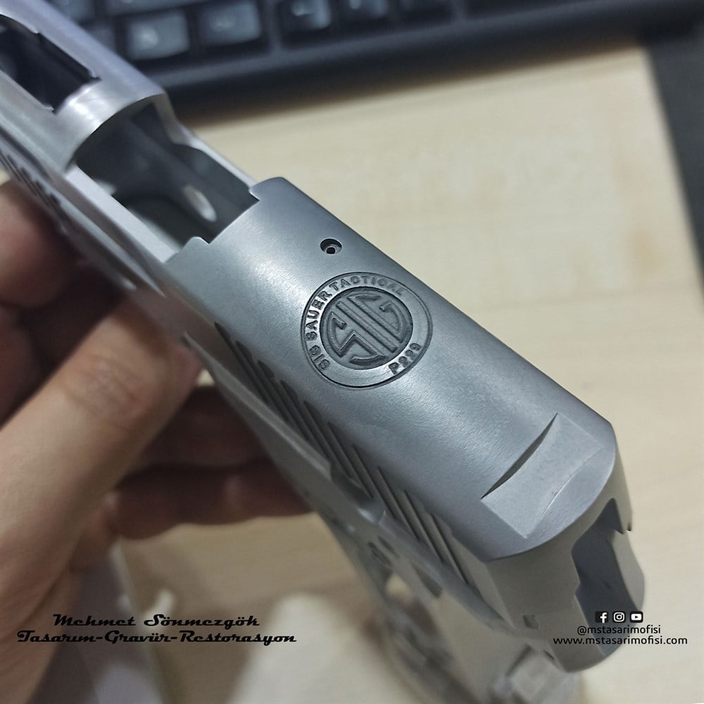 Sig Sauer P226 Modifiye // Mermi Delikli,3D Markalamalı Özel Tasarım