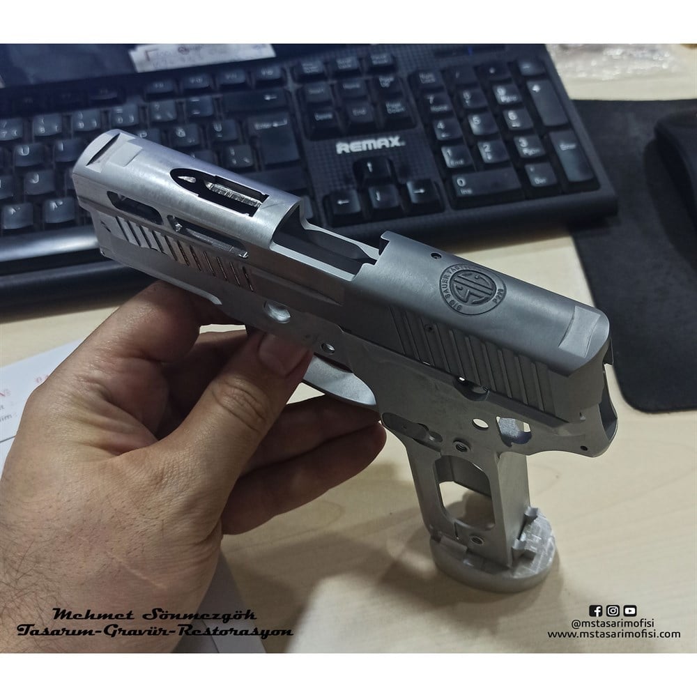 Sig Sauer P226 Modifiye // Mermi Delikli,3D Markalamalı Özel Tasarım