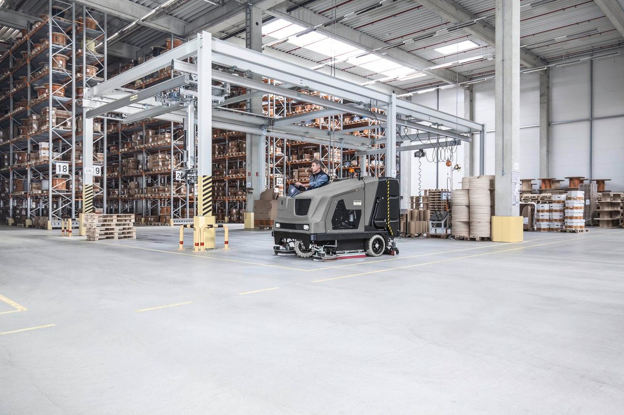 Karcher B 300 Dizel Zemin Bakım ve Temizlik OtomatıKarcher
