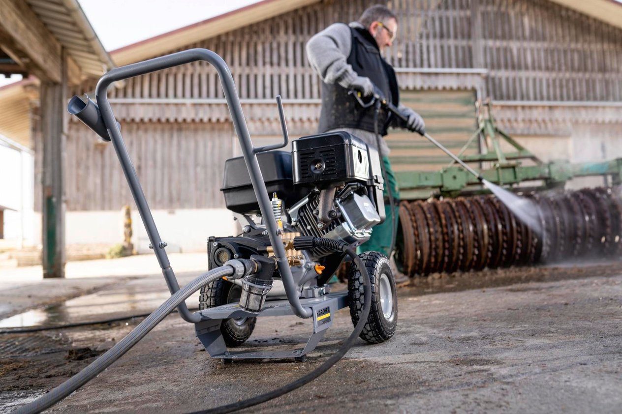 Karcher HD 8/23 G Classic Benzinli Yüksek Basınçlı Yıkama MakinesiKarcher
