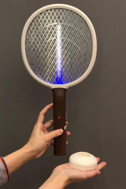 BUFFER® Şarjlı Sinek Öldürücü Masaüstü Standlı,Mor Işık 43cm Sinek Kovucu Raket