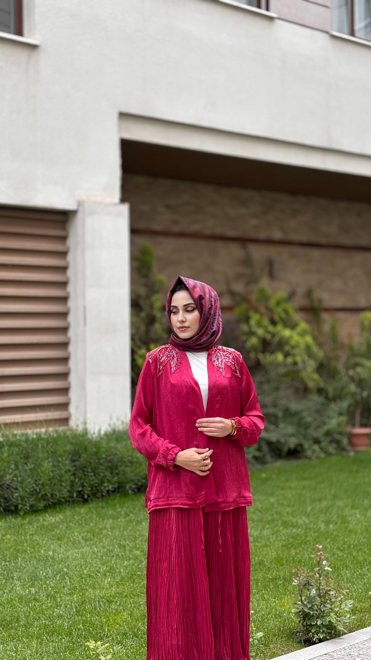 BAMBU İPEK ETEKLİ TAKIM