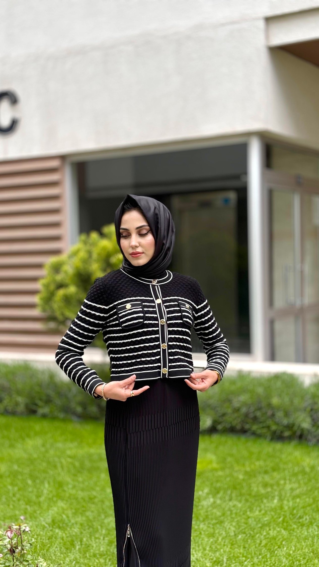 ÇİZGİLİ ÖRME HIRKA 