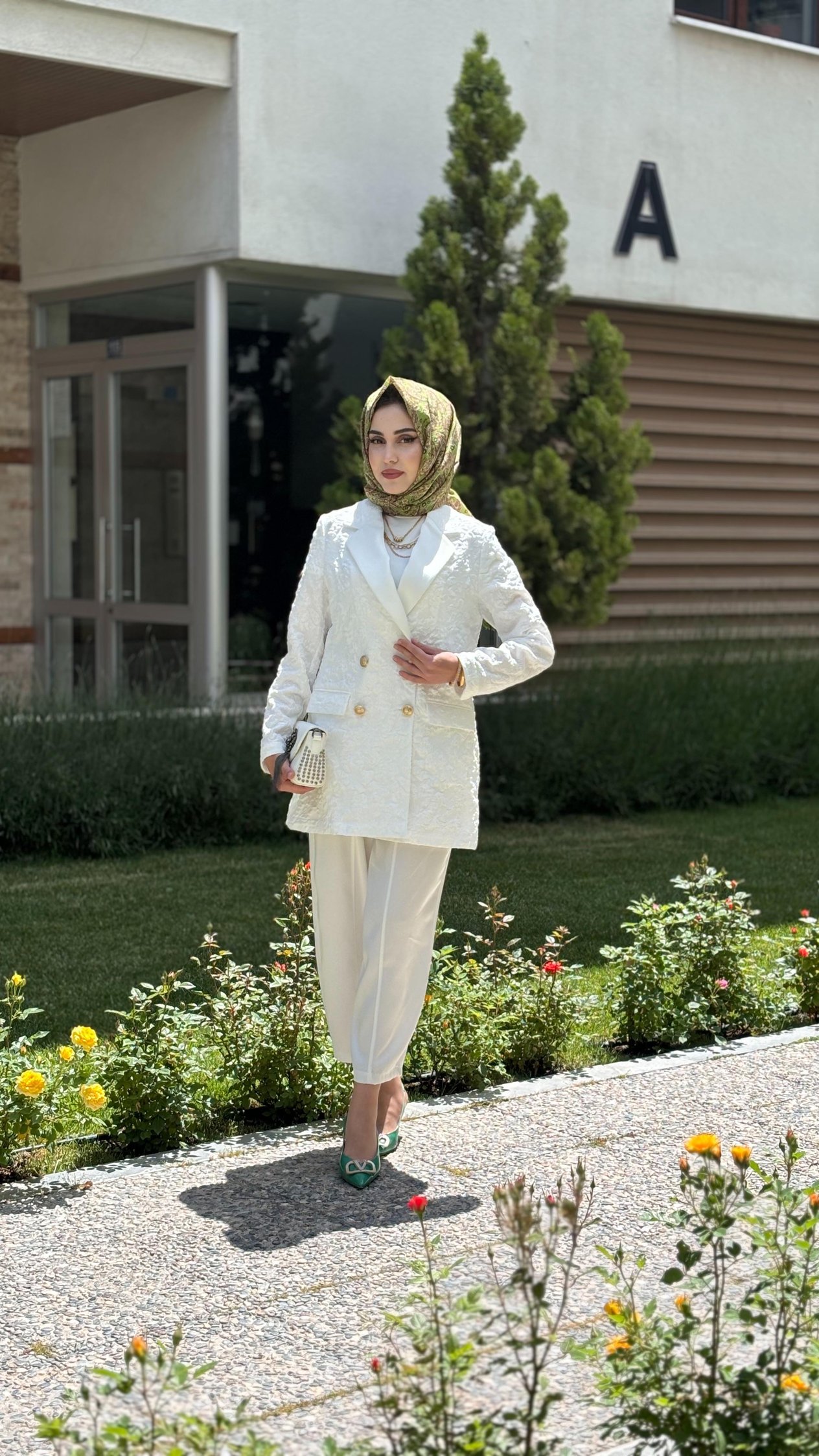 GHİSA CEKETLİ TAKIM