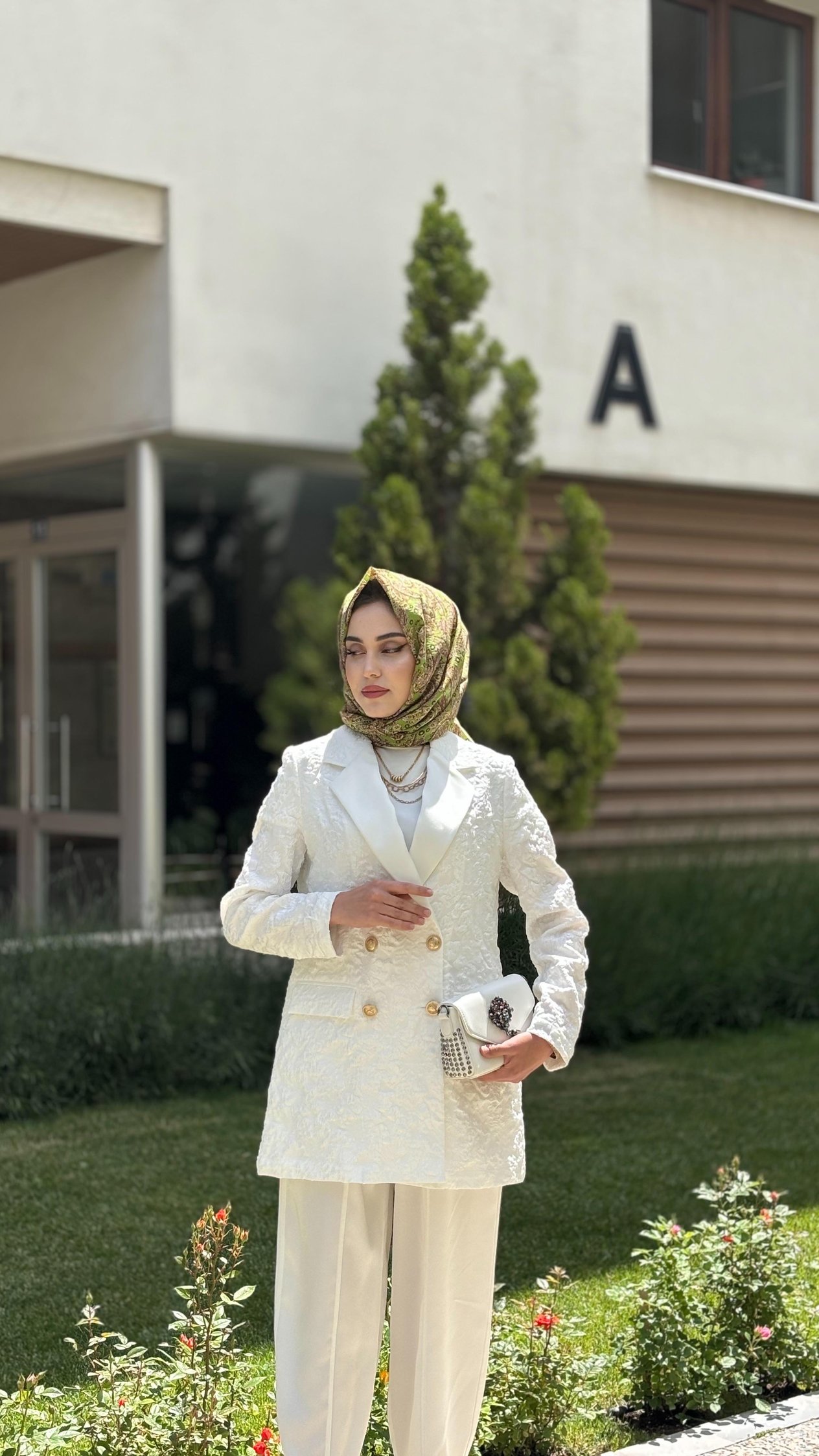 GHİSA CEKETLİ TAKIM