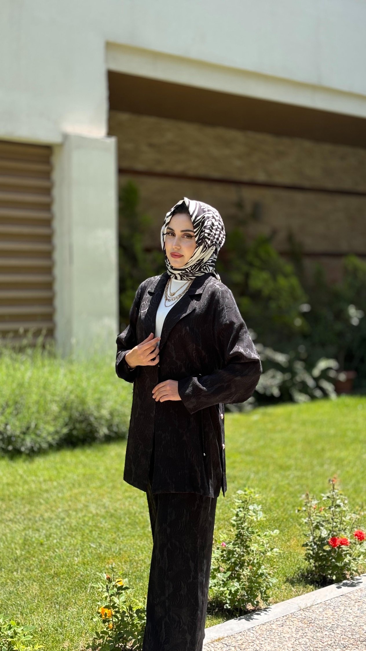 GHİSA İPEK QUPRA TAKIM