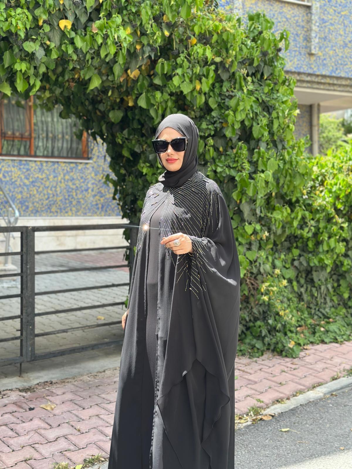 TAŞ İŞLEMELİ SATEN ABAYA