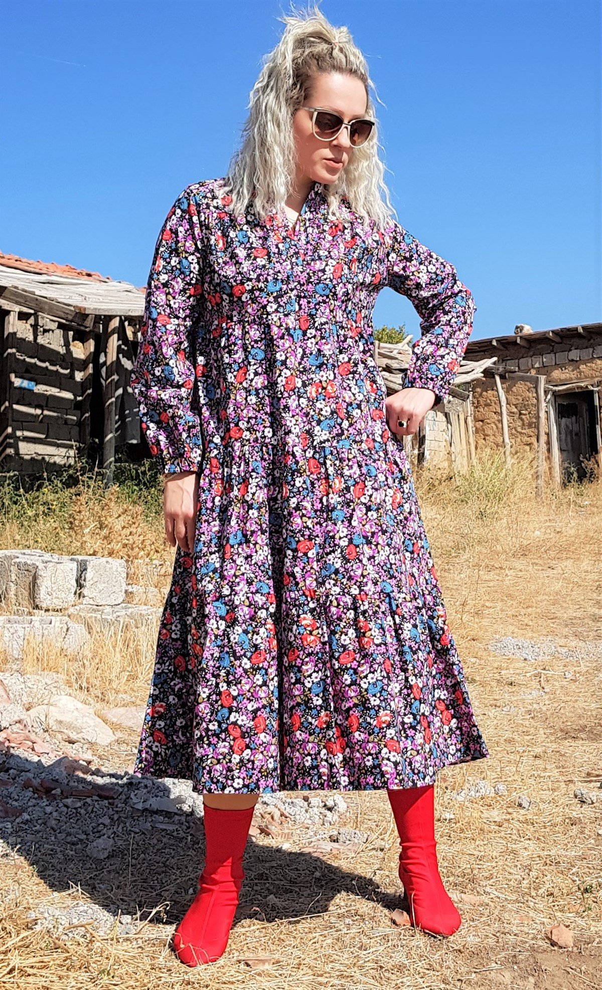 ÇİÇEK DESENLİ, HAKİM YAKA, FIRFIRLI, MİDİ BOY ELBİSE