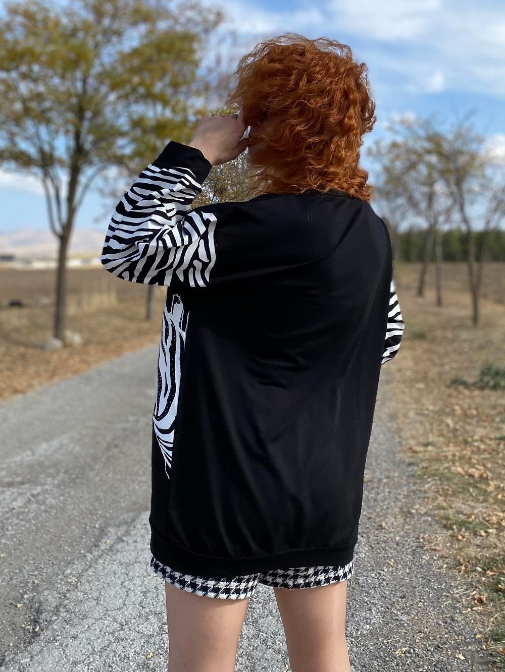 SİYAH ZEBRA DESENLİ TAŞLI TUNİK SWEAT