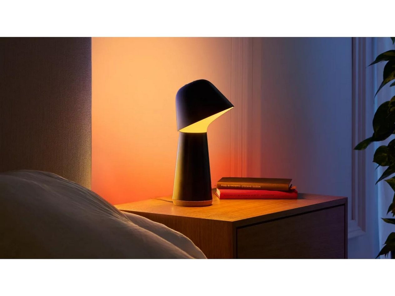 Philips Hue Twilight Akıllı Uyku ve Uyanma Lambası, Beyaz ve Renkli Işık, Alexa, Apple Home ve Google Assistant Uyumlu, Siyah