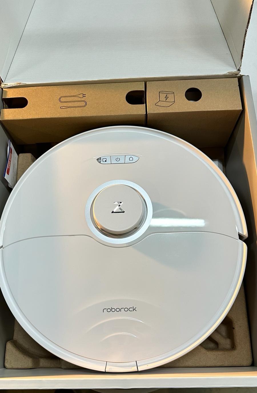 OUTLET Roborock S8 Sonic Akıllı Robot Süpürge Beyaz