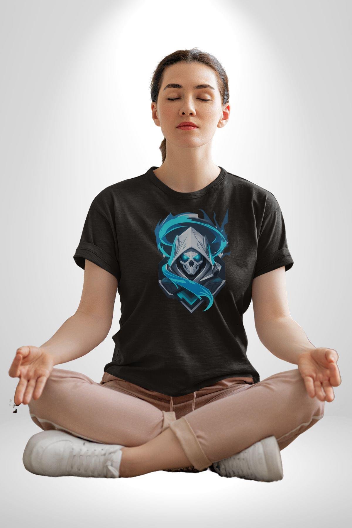 Buzların Efendisi Kurukafa Kadın Erkek Unisex Siyah Organik Baskılı T-Shirt