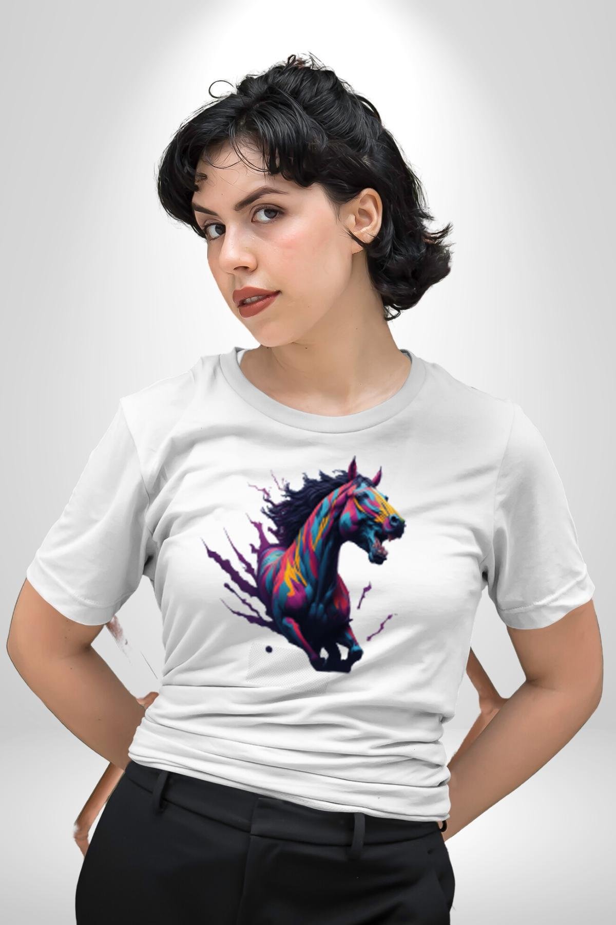 Renkli At Koşu  Kadın Erkek Unisex Beyaz Organik Baskılı T-Shirt