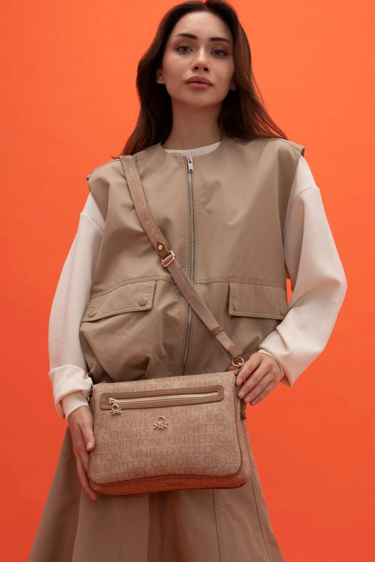Benetton bnt1377 Kadın Çapraz Çanta Camel