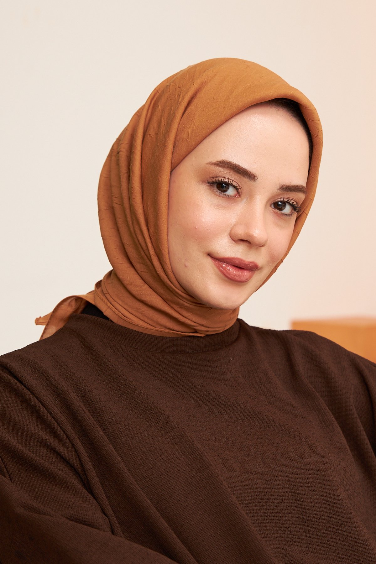 Bambu Eşarp Sütlü Kahve