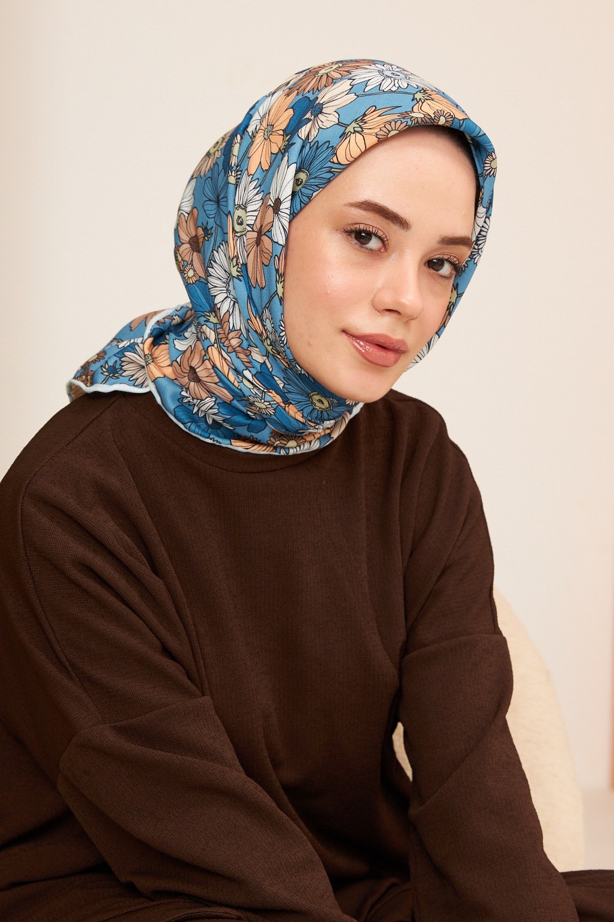 Celosia İndigo Pamuk Viskon Eşarp Modeli