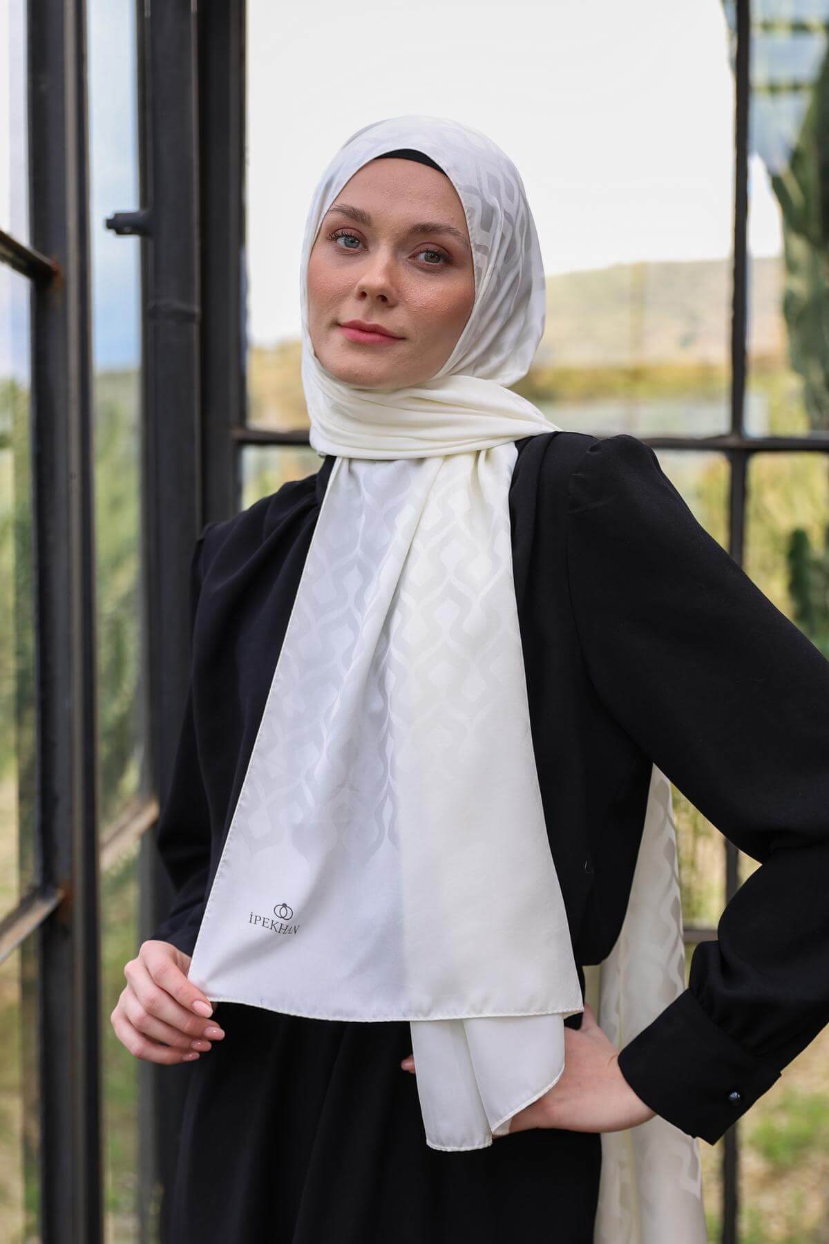 Damla Desen İpeksi Jakar Şal Ekru 9012-07