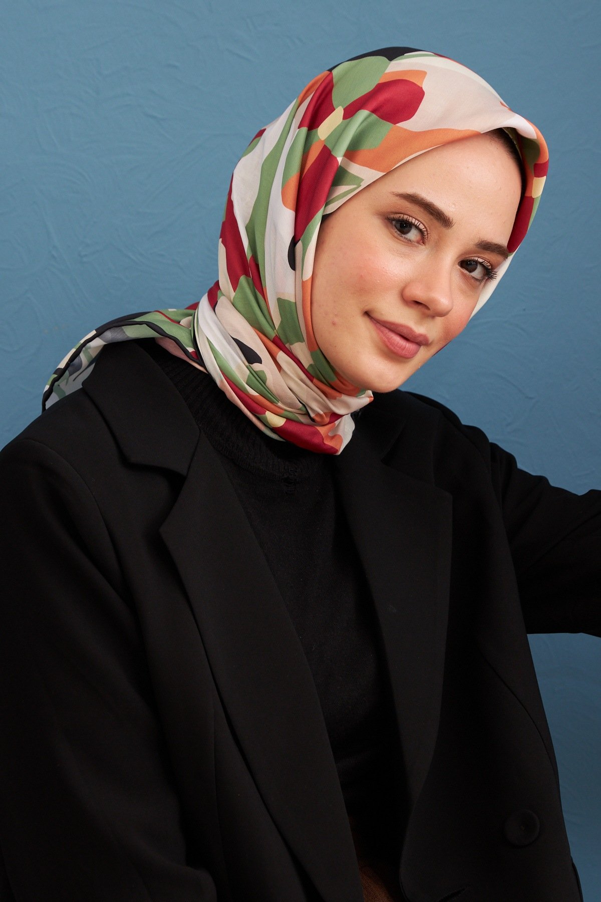 Daphne Bordo Yeşil Pamuk Viskon Eşarp Modeli