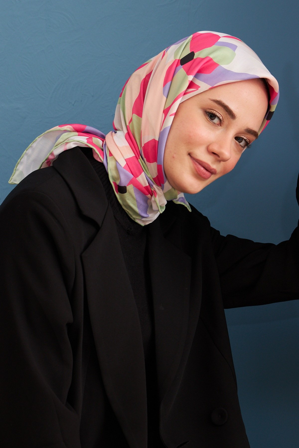 Daphne Pembe Pamuk Viskon Eşarp Modeli