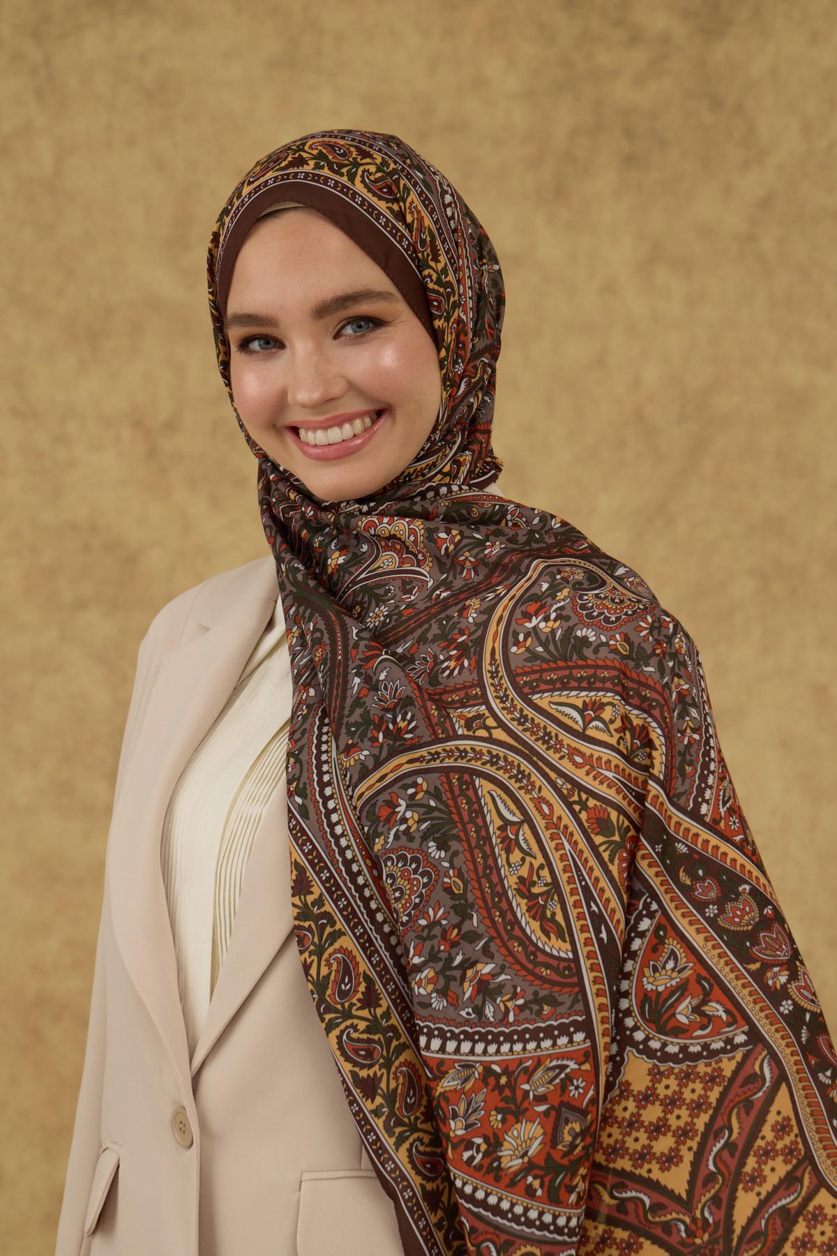 İpekhan Soft Şal Kahverengi 3051-06