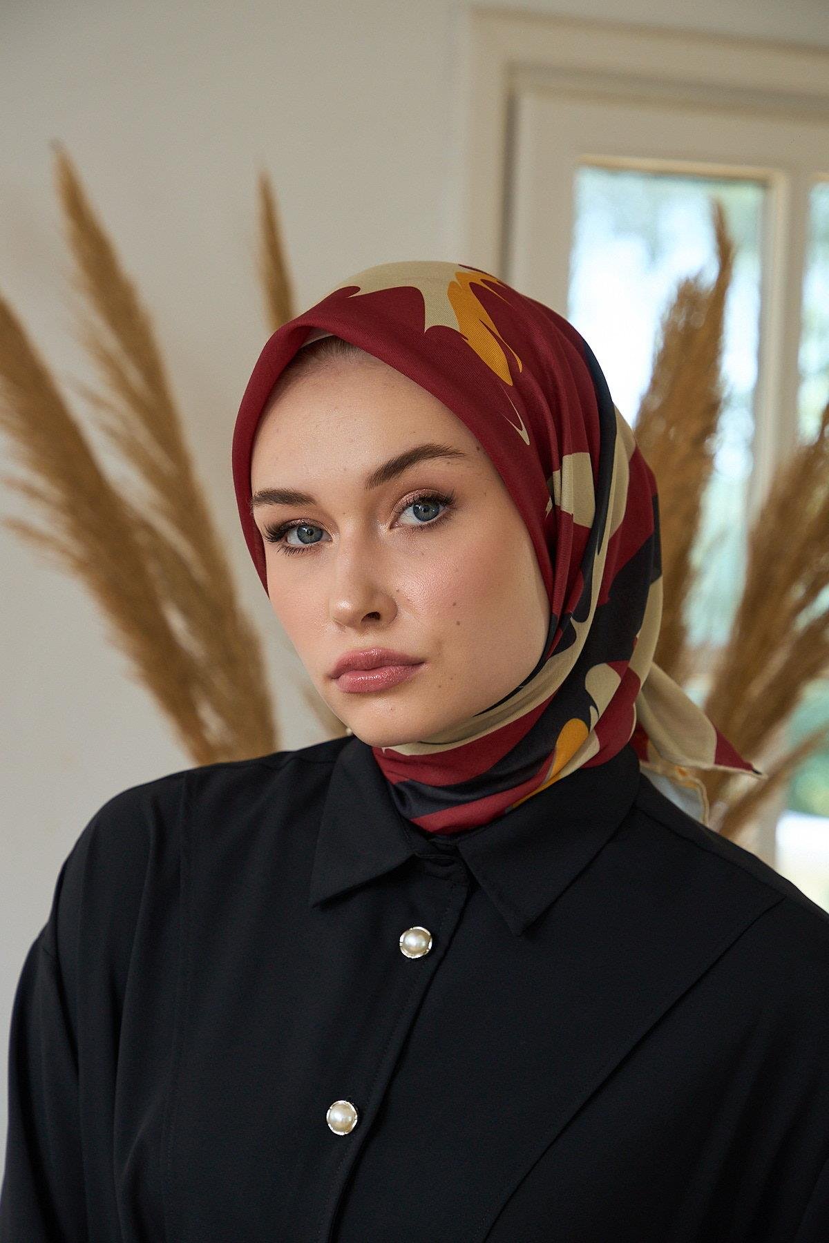 Yaz Işıltısı Koleksiyonu Soft Eşarp Krem Kırmızı 1189-13