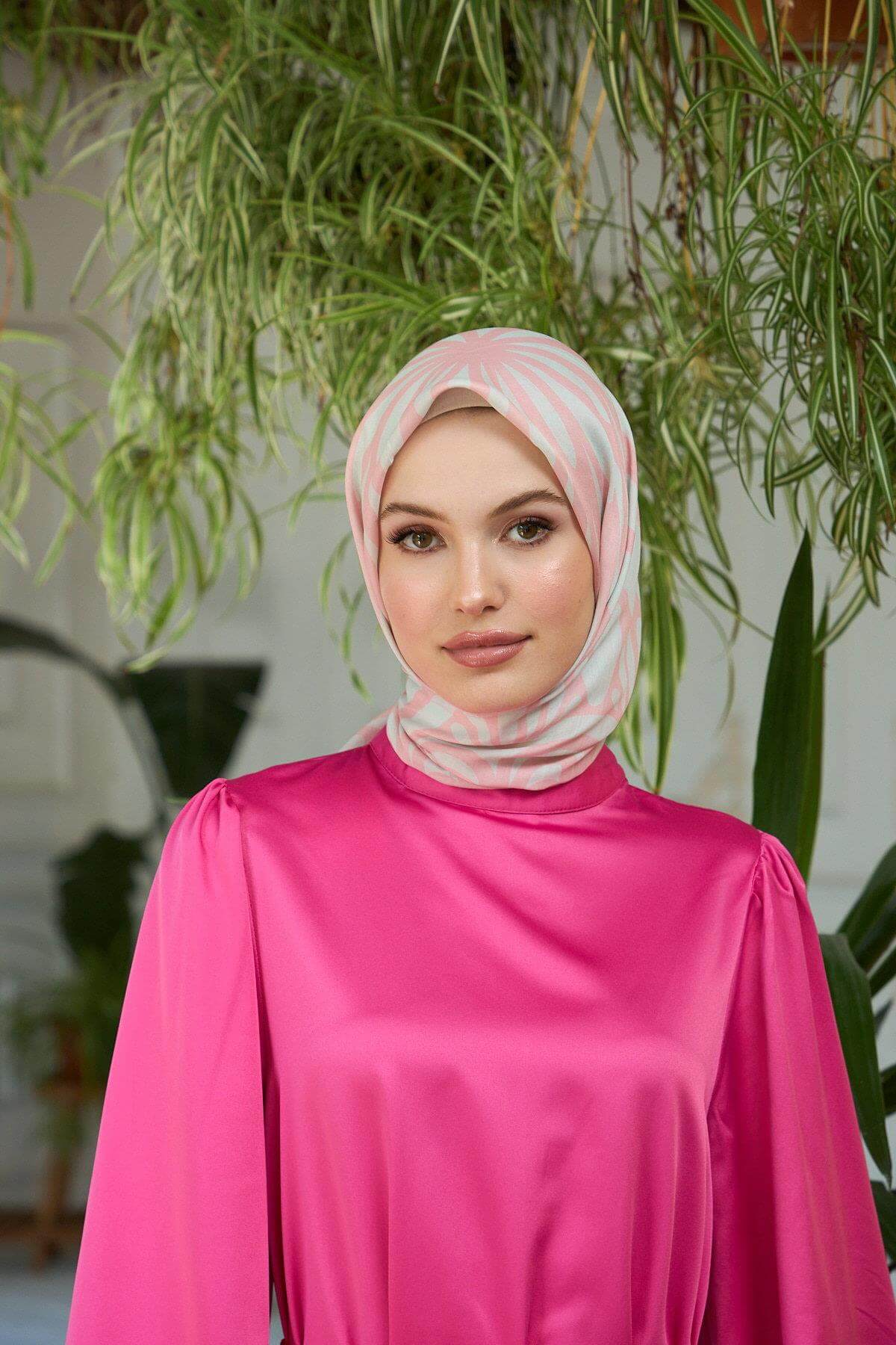Yaz Işıltısı Koleksiyonu Soft Eşarp Pudra Krem 1184-13
