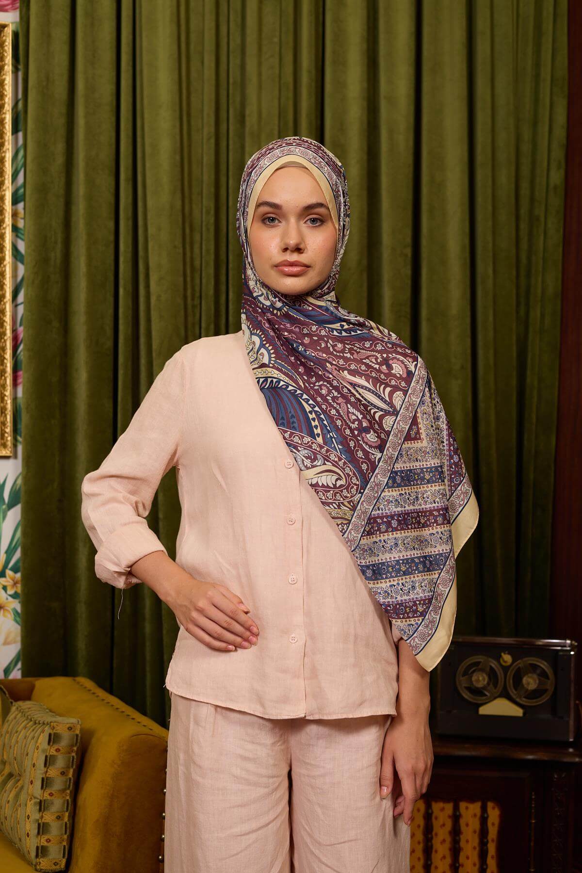 Marrakech Koleksiyon Soft Şal Bordo Altuni 3047-07