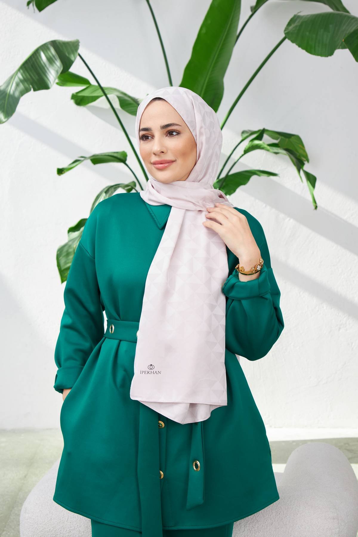 Triangle Desen İpeksi Jakar Şal Pudra 9005-17