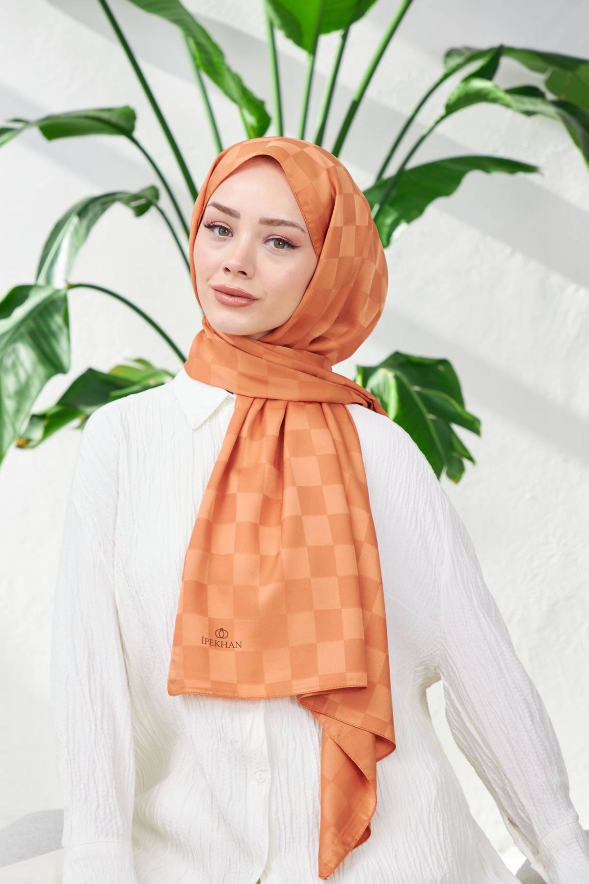 Yeni Dama Desen İpeksi Jakar Şal Kiremit 9007-01