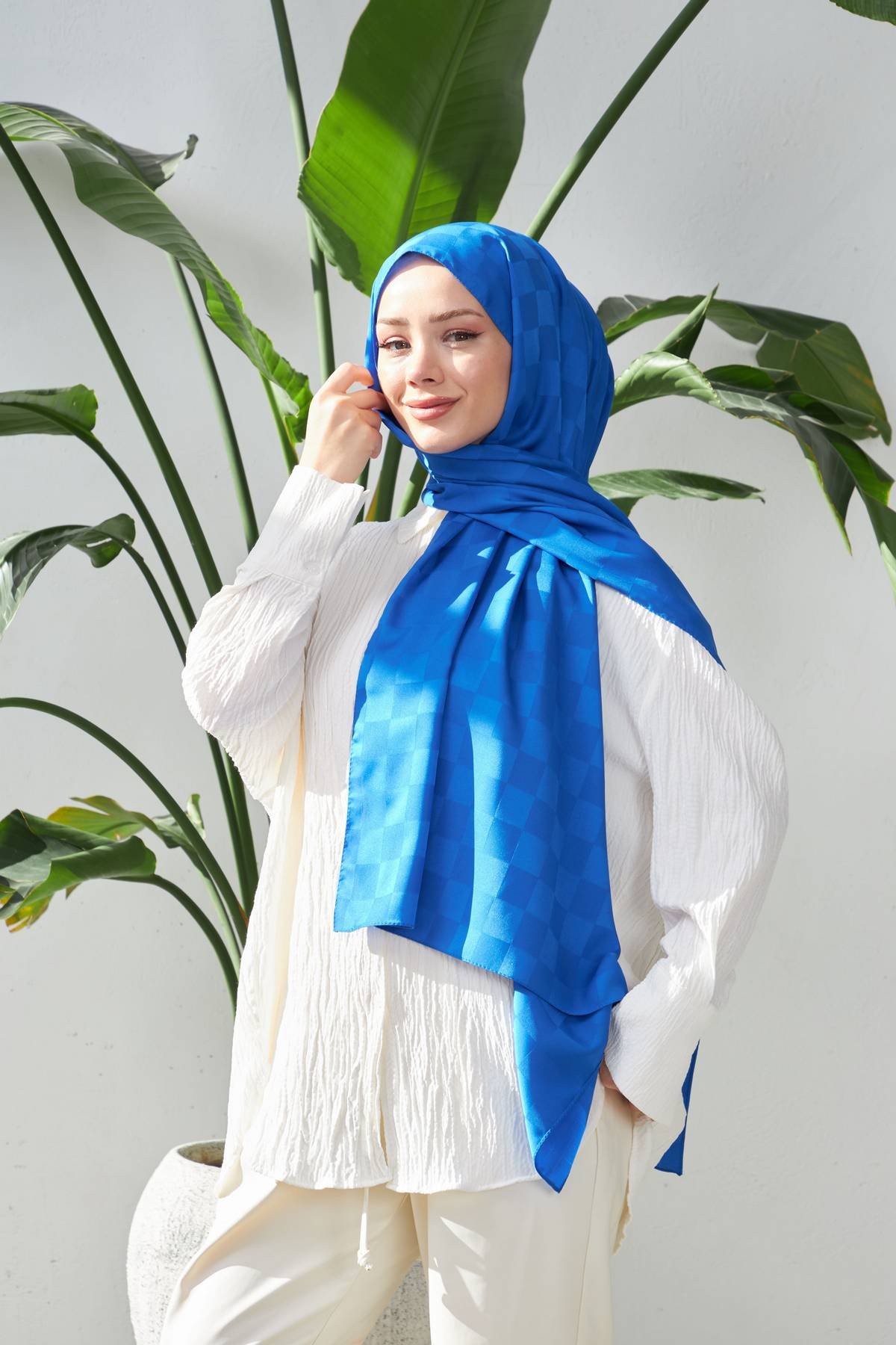 Yeni Dama Desen İpeksi Jakar Şal Saks Mavi 9007-09