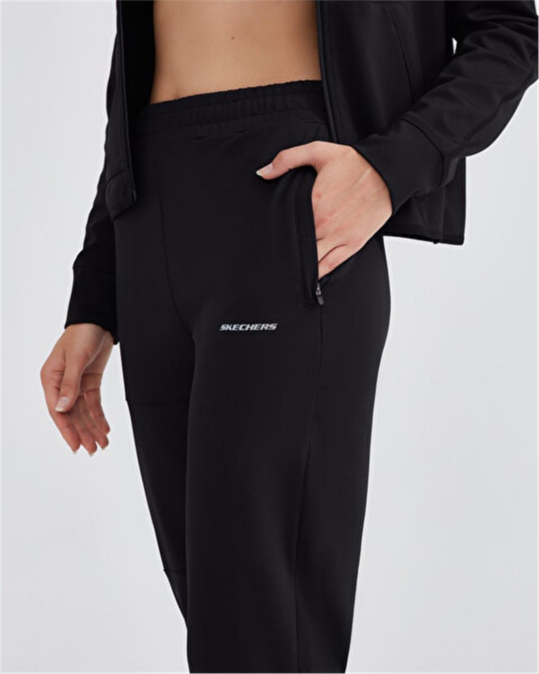 SKECHERS W Performance Coll. Suit Track Suit