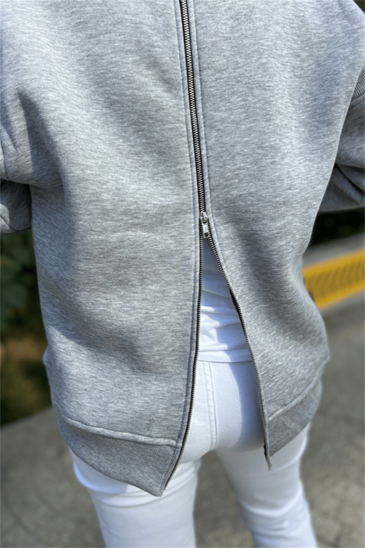 ARKASI FERMUARLI SWEATSHIRT