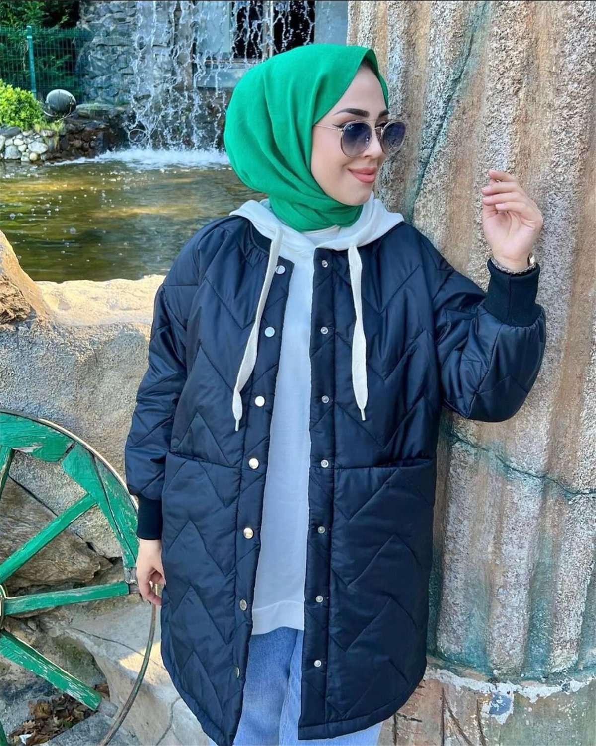 Ribana Detaylı Kapitone Kaban - Siyah
