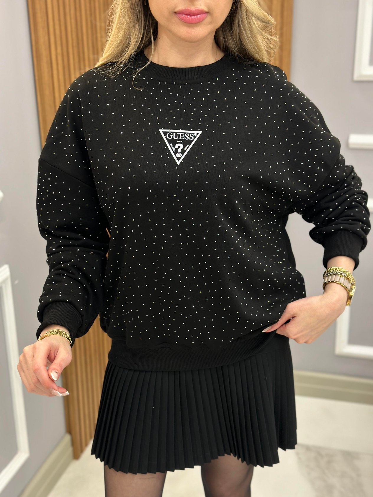 Gu Sweatshirt Serpme Taşlı Siyah