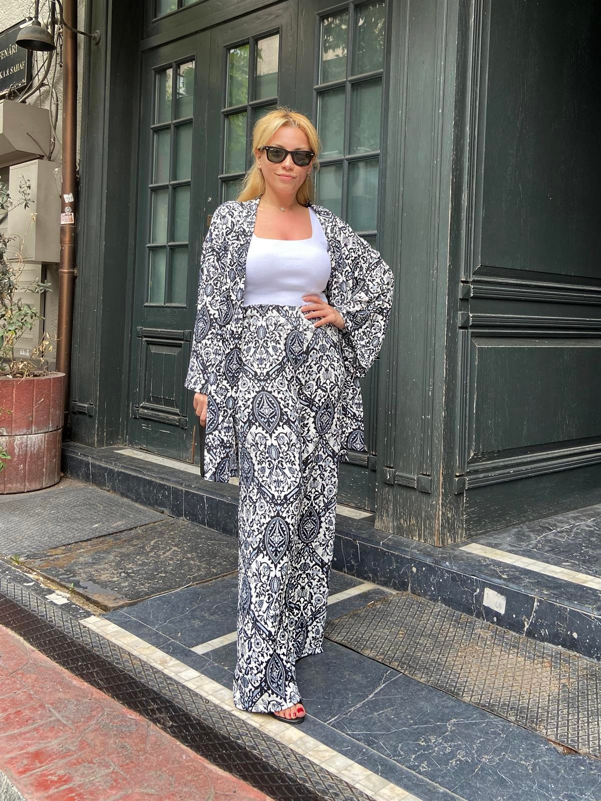 Beli Lastikli Bol Paça Pantalon