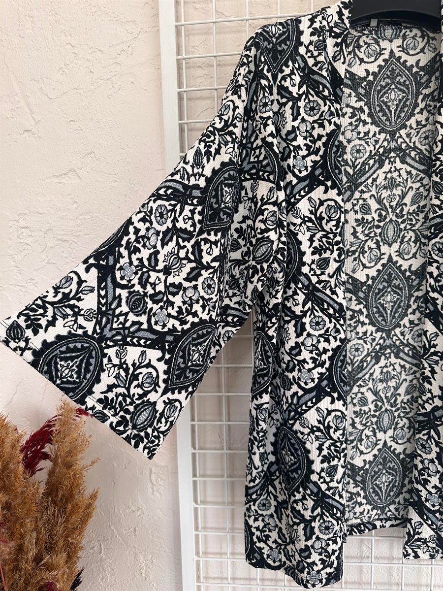 Desenli Kimono