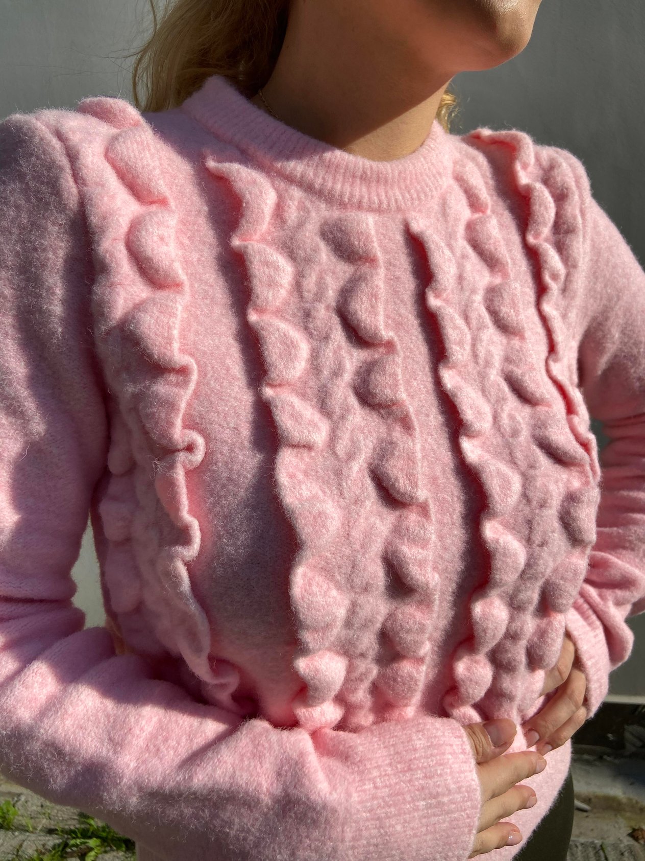 Pembe Renk Bisiklet Yaka Fırfırlı Kazak